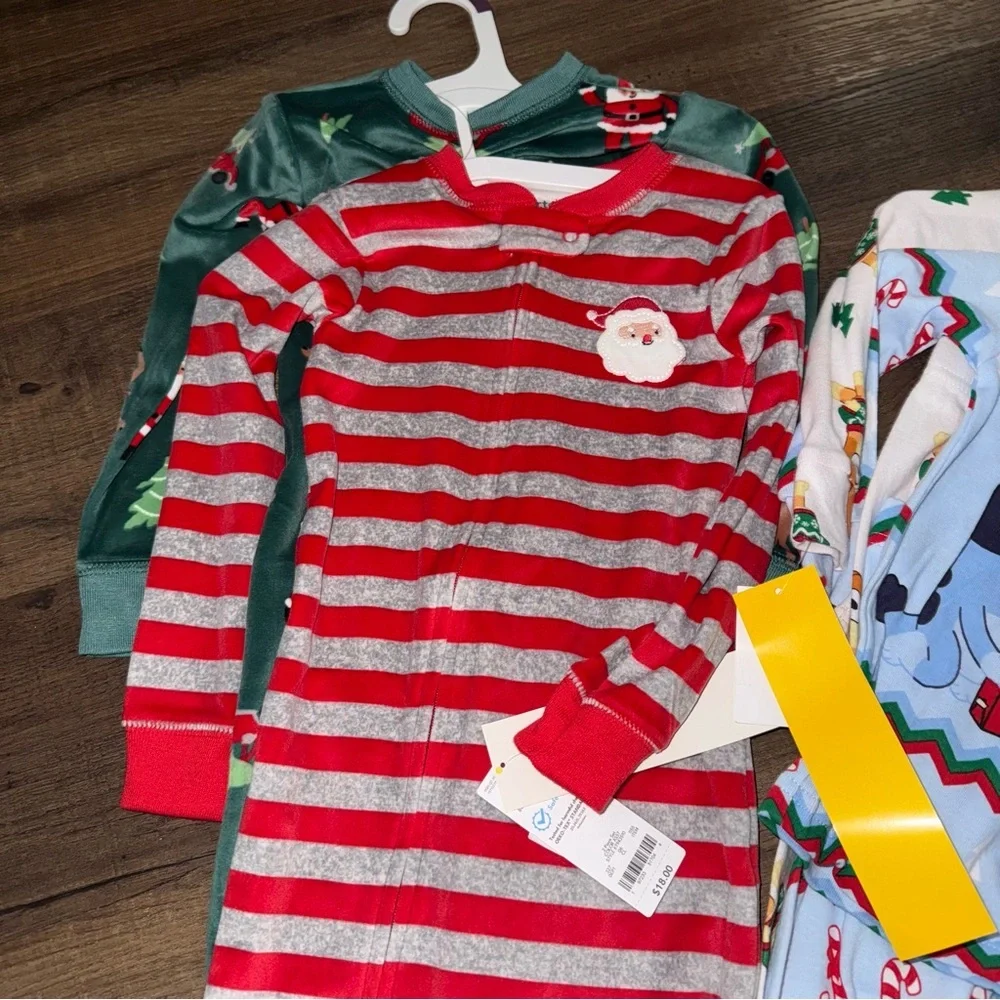 NWT Carter’s & Bluey 2T Toddler Holiday Pajamas